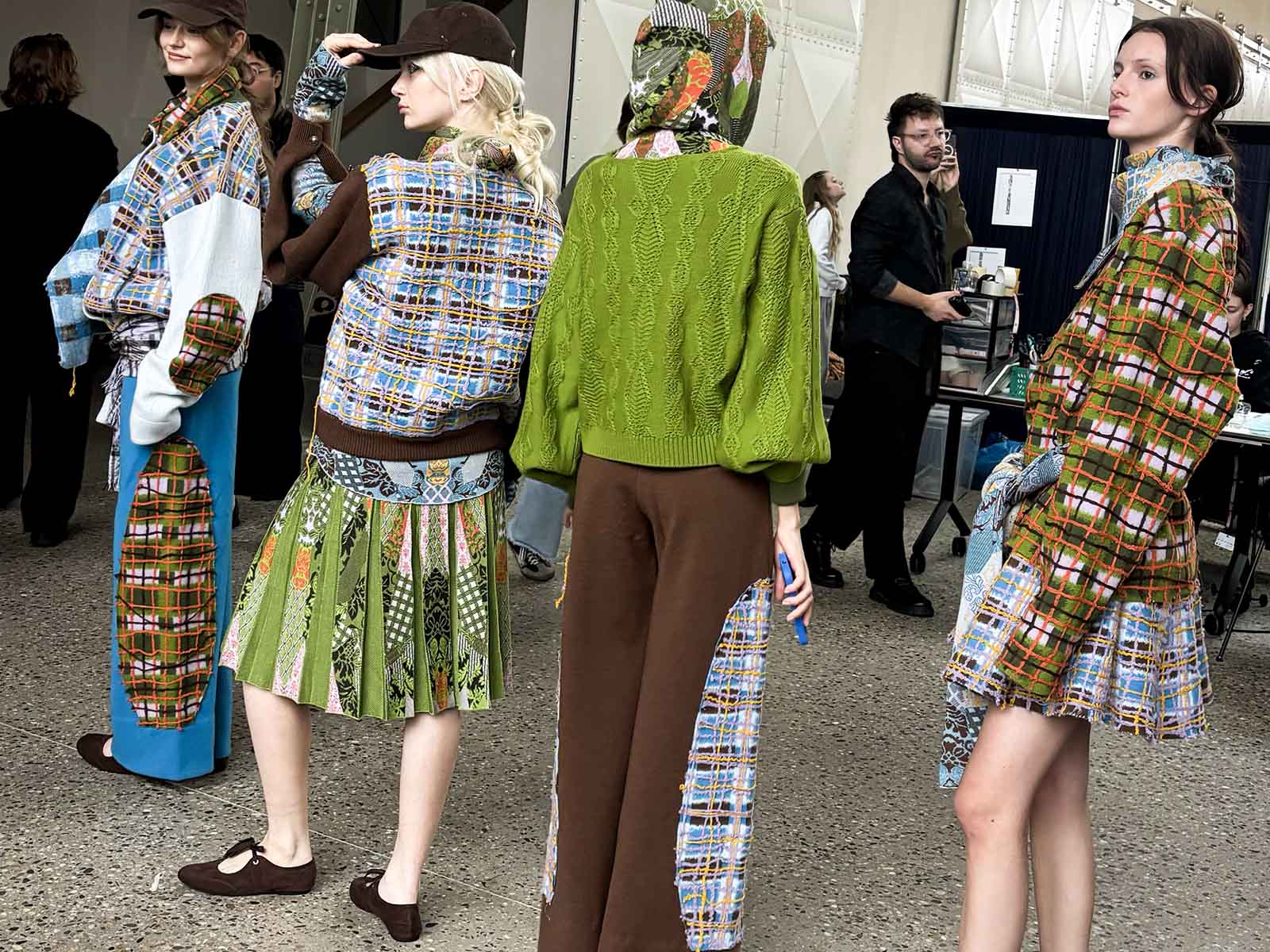 Look della capsule collection “Carry-On” di Elif Peksert, DesignBlok Diploma Selection 2026